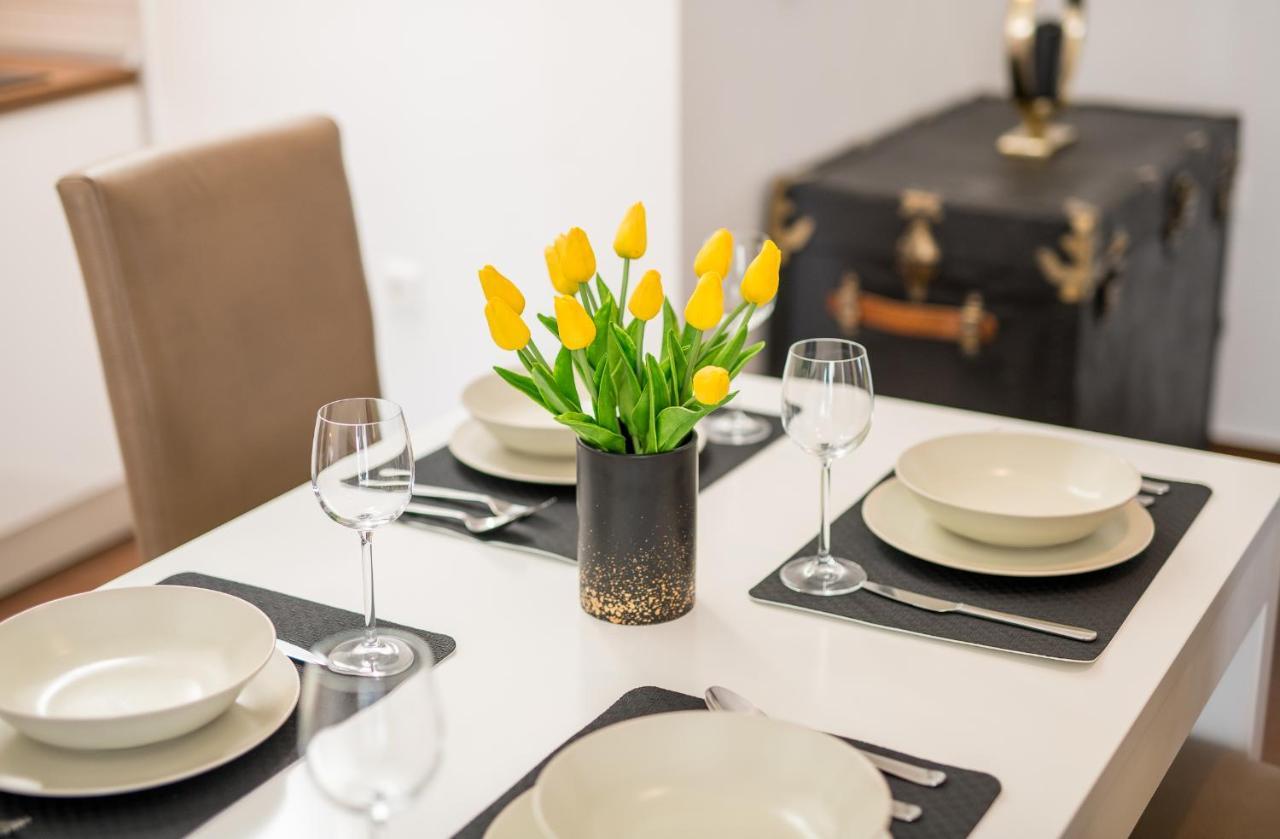 Apartment Marina Малинска Екстериор снимка